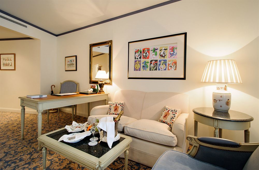 Grand Palace Hotel Amman Exterior photo