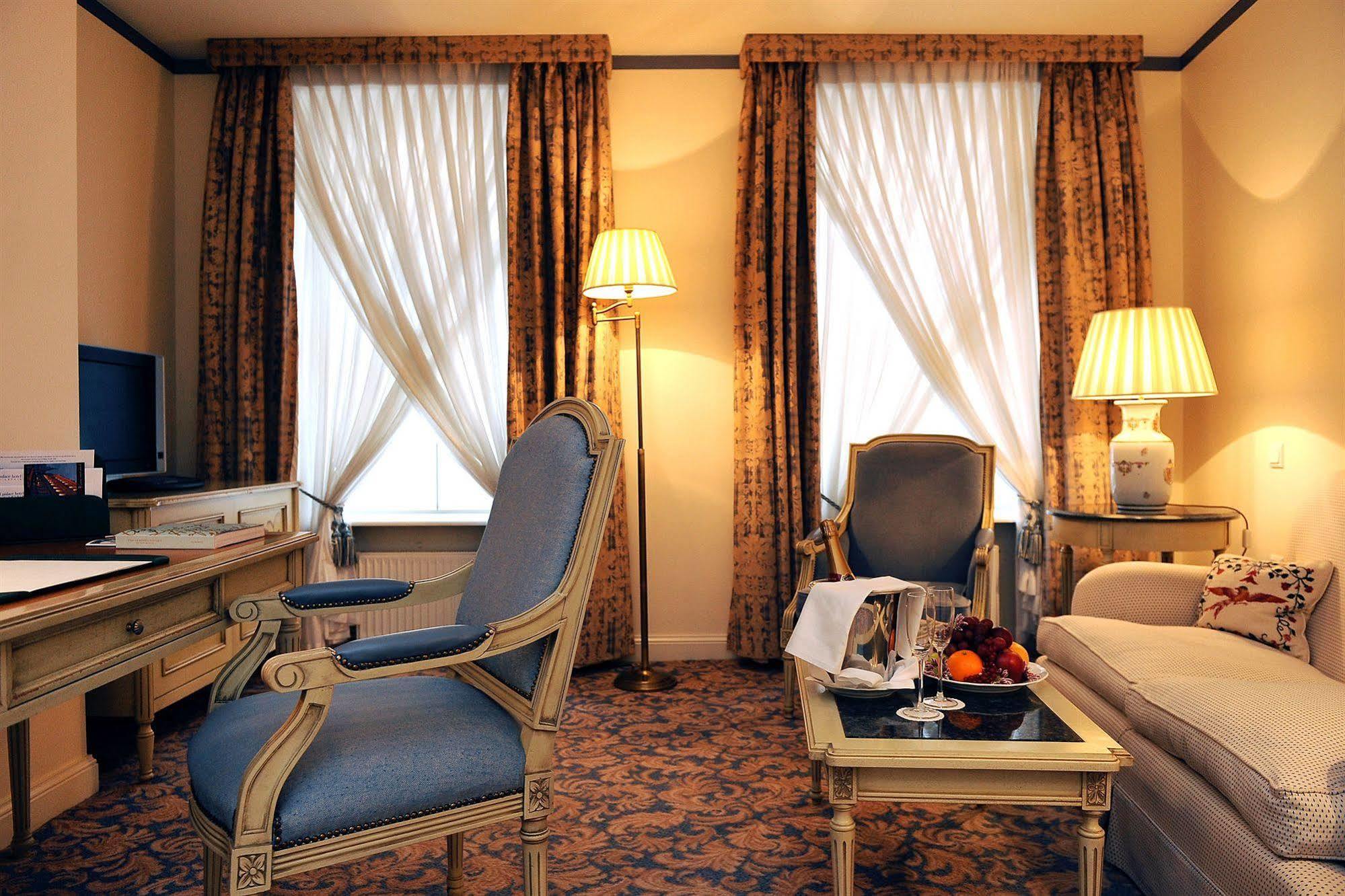 Grand Palace Hotel Amman Exterior photo